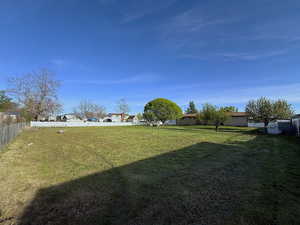 Think of all the money you will save with the 6' vinyl fence already installed