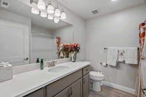 Full second bathroom bath/shower combo