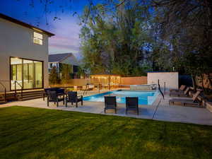 Pool, hot tub, basketball, volleyball, gazebo, fire pit