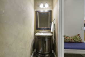 Powder room