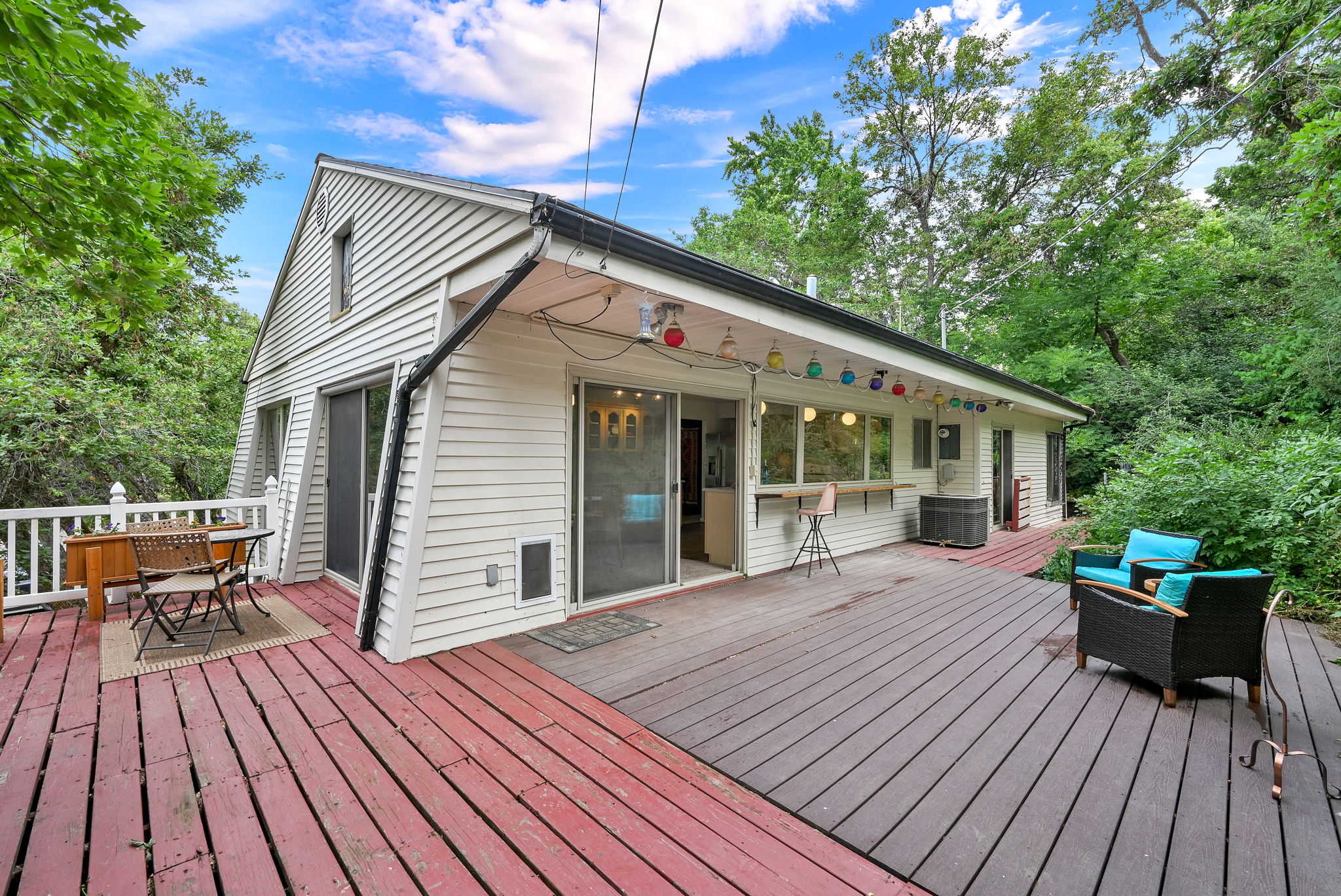 Back yard decks with access to kitchen and dining