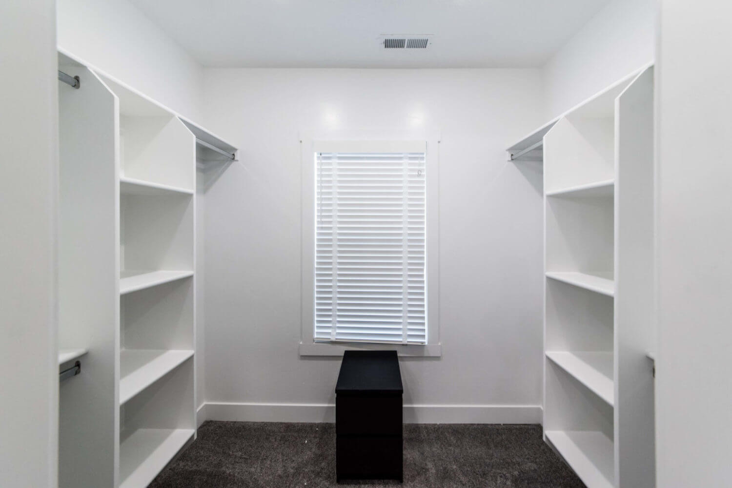 Walk in closet