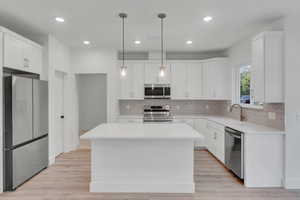 Kitchen with large island