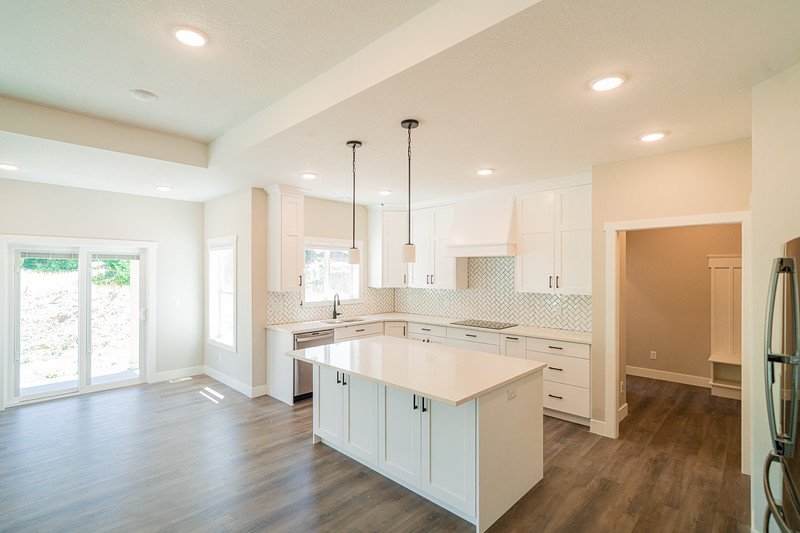 Kitchen f