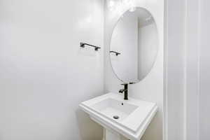 Bathroom with a sink