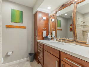 Large second bath upstairs