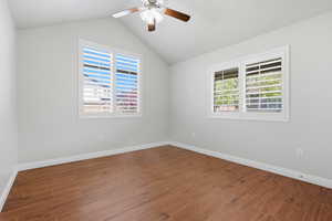 Plenty of room for large holiday meal times