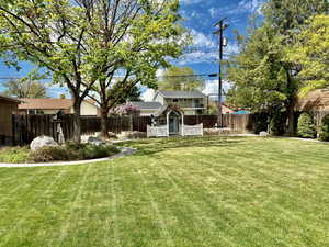 Backyard & Playhouse, Swing, Brick Garden boxes