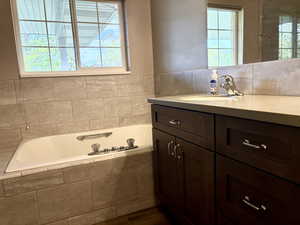 Primary Bathroom w/Separate Tub and Shower