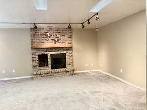 Basement Family Room w/Fireplace