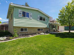 Cottonwood Heights has great curb appeal!