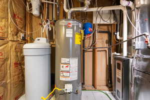 Utility room with heating unit and water heater
