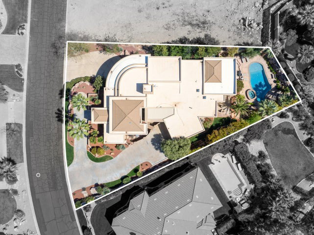 Aerial view of property's location with property boundaries highlighted