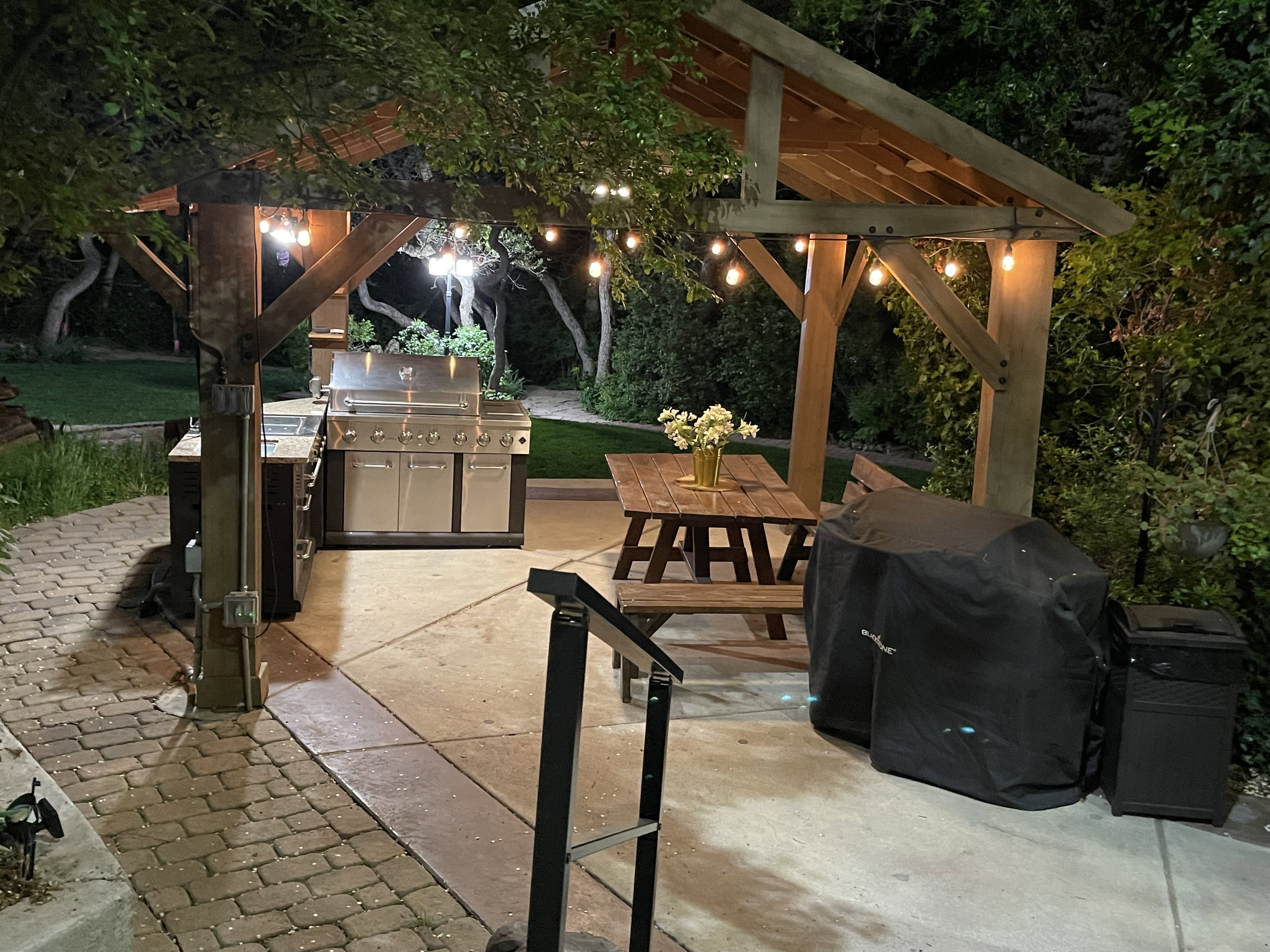View of patio / terrace featuring an outdoor kitchen / dining area