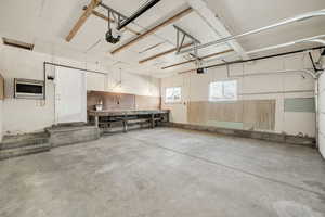 Garage with heating unit