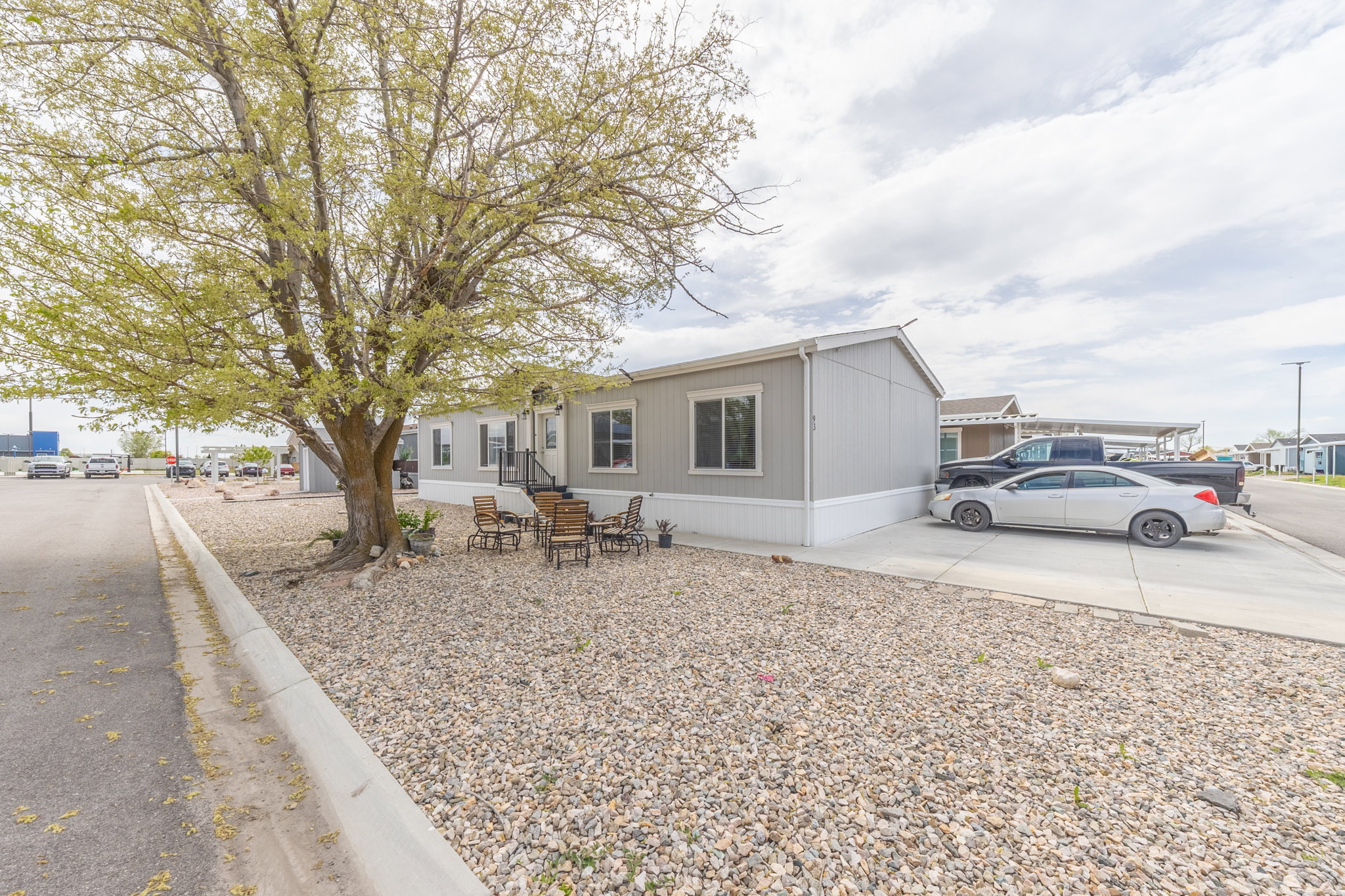 View of manufactured / mobile home