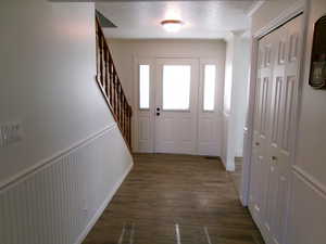 Front entrance foyer