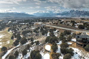 View of property location featuring a mountain backdrop