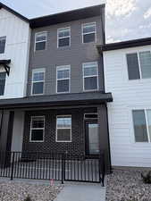 View of front of house with a porch