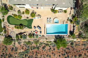 Bird's eye view of a pool area