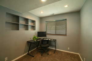 Den in basement that could be converted to a 4th bedroom