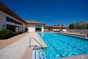 Community pool