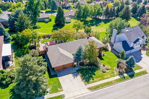 While this feels like being in open spaces, close by is great schools, shopping and entertainment