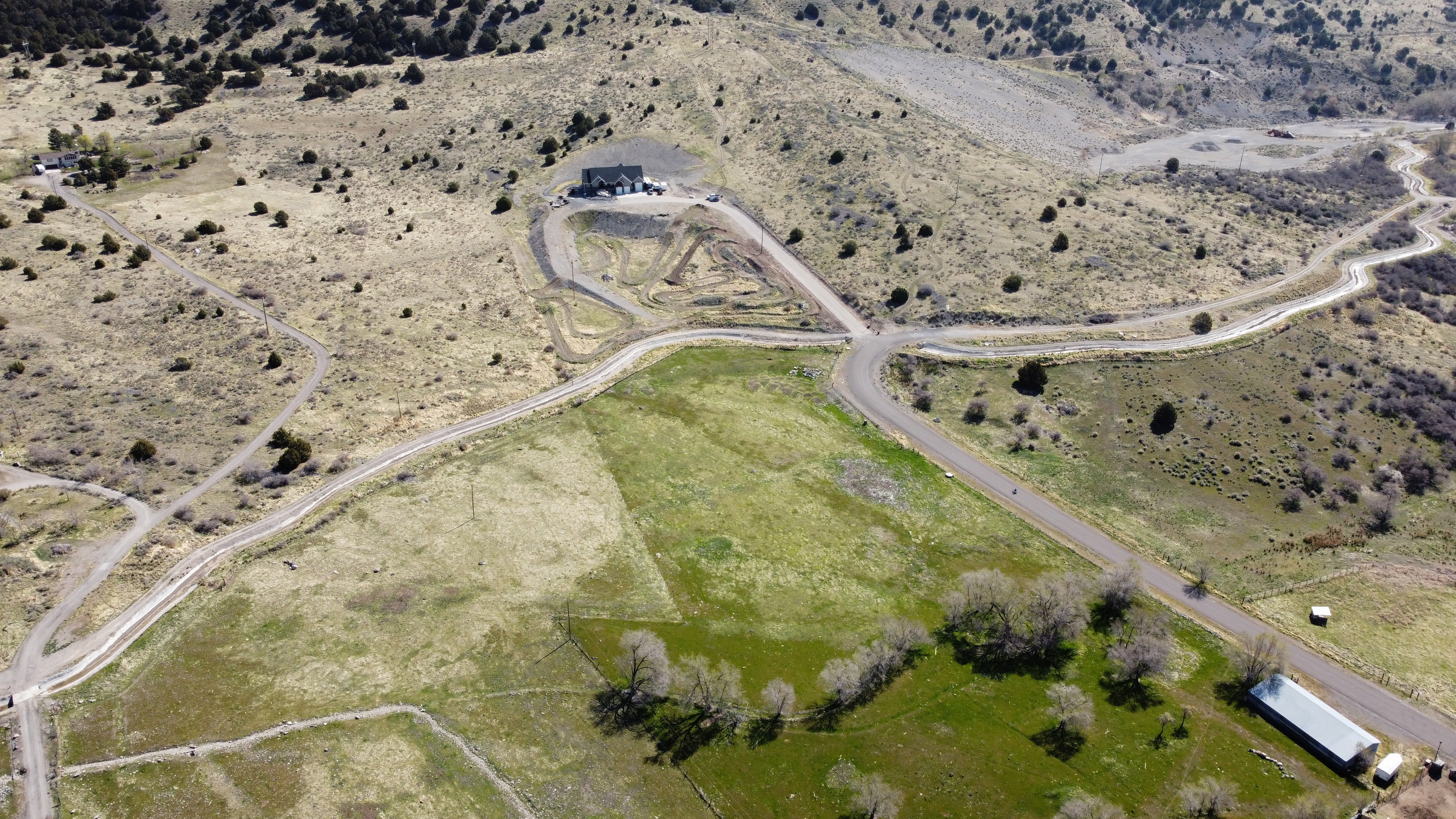 Aerial overview of property's location featuring rural landscape and a desert landscape.
