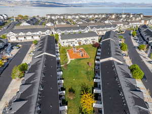 Aerial view behind unit (on the lower right side)