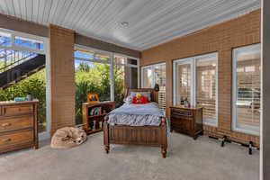 Bonus room - could be an exercise room, media room, flexible guest space, etc.