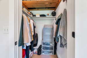 Walk-in closet