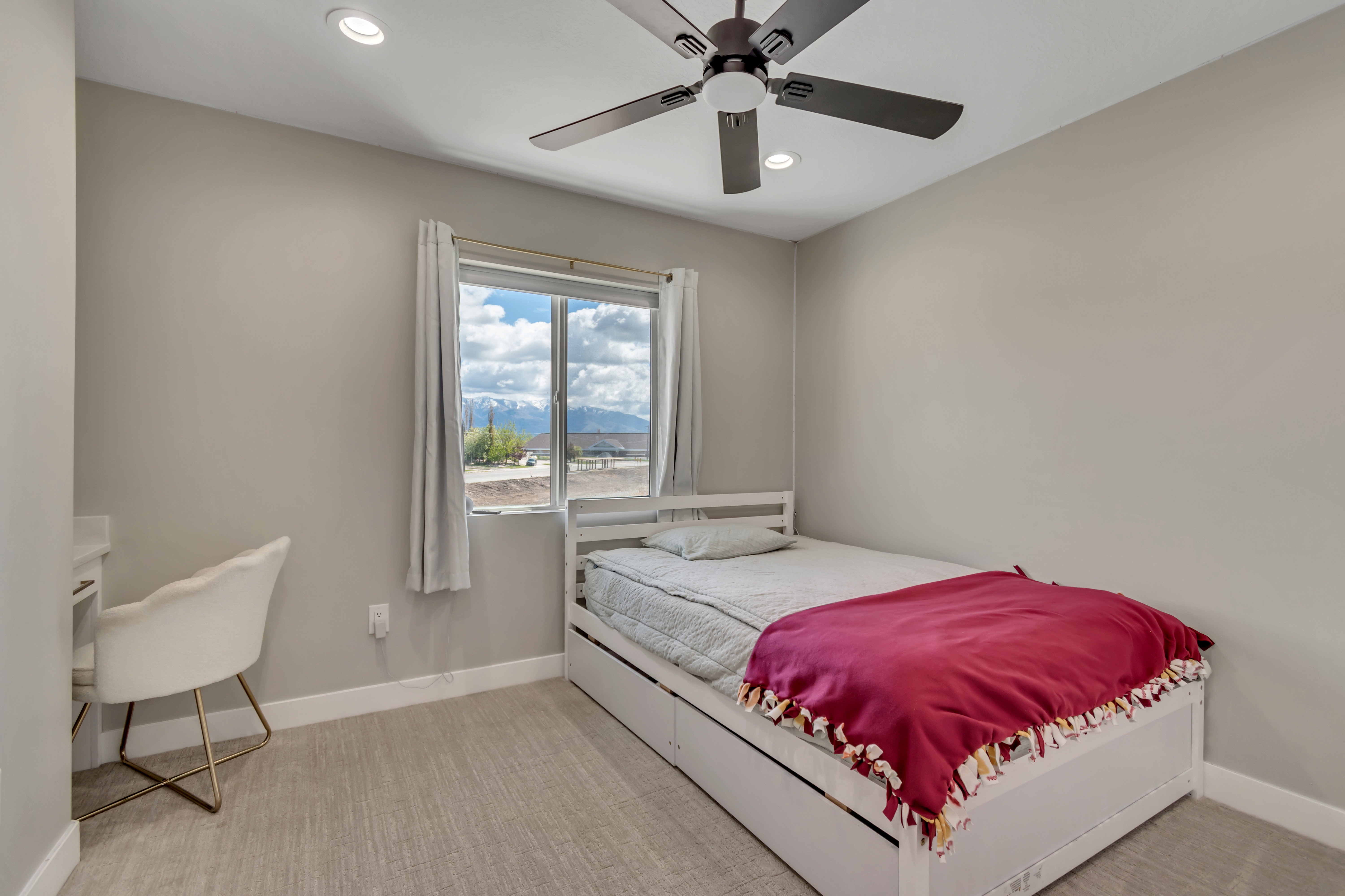 Bedroom 3 with Vanity Nook