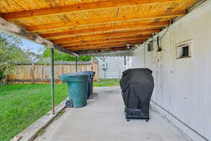 View of patio / terrace with area for grilling