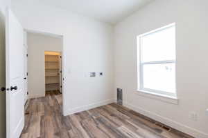 Photo is of previously built home. Some features in photo may be optional. Consult sales manager for more info.