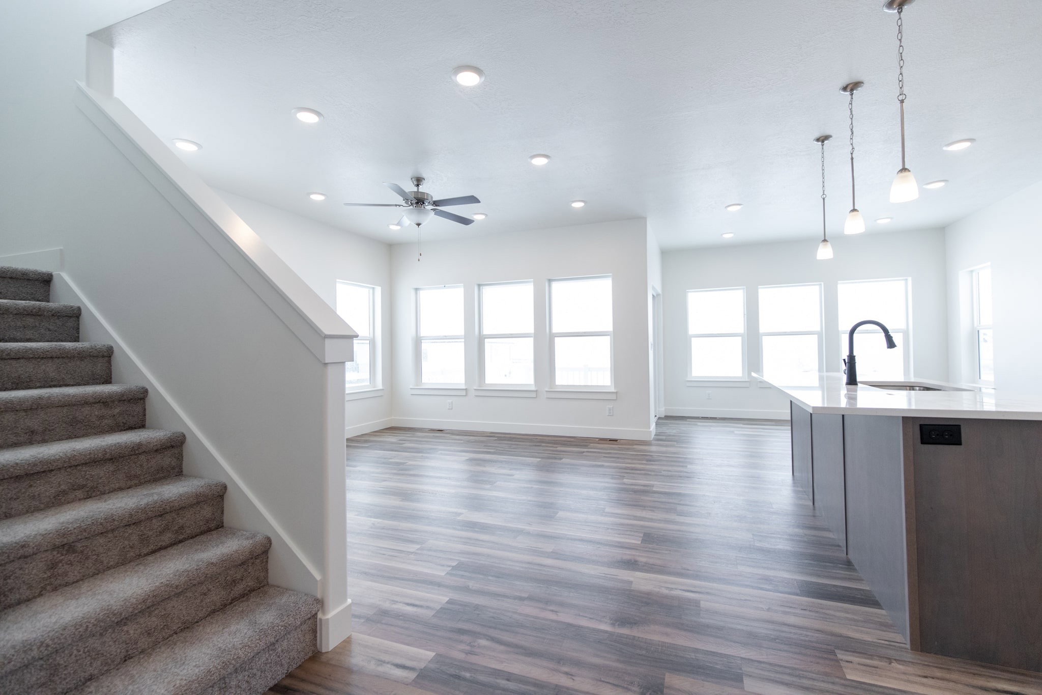 Photo is of previously built home. Some features in photo may be optional. Consult sales manager for more info.