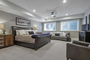 Oversized ensuite guest bedroom