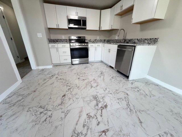 Remodeled kitchen, new appliances