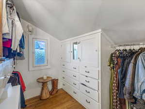 Walk in closet