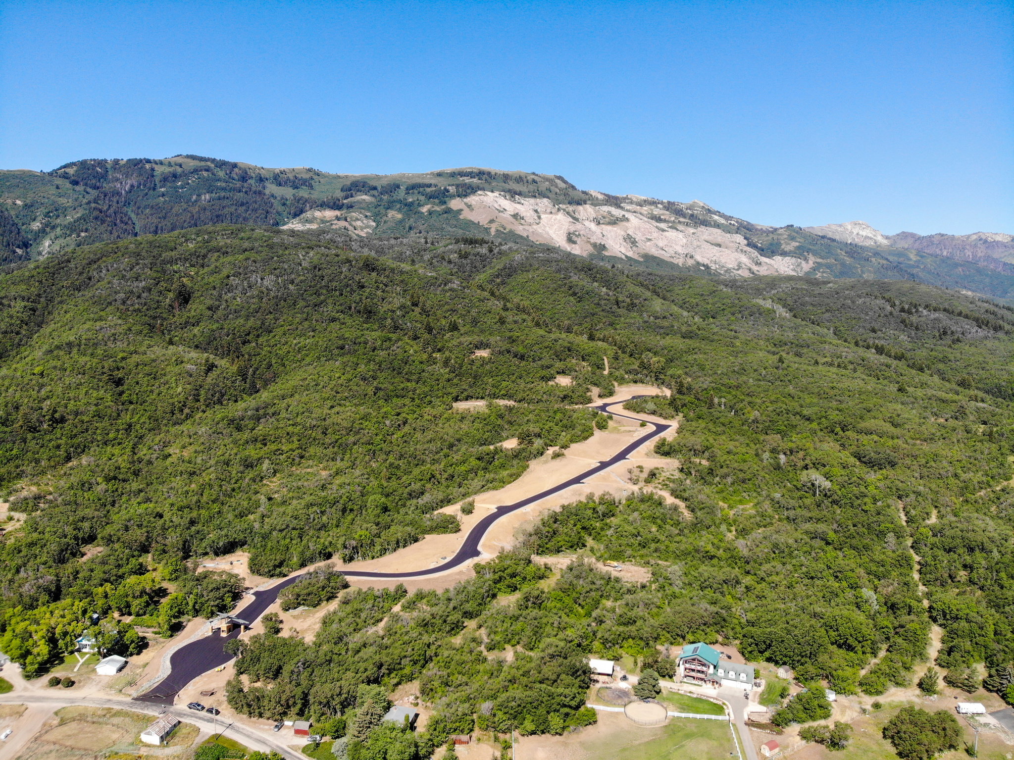 Bird's eye view of a mountainous background