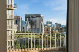 Balcony featuring a city view