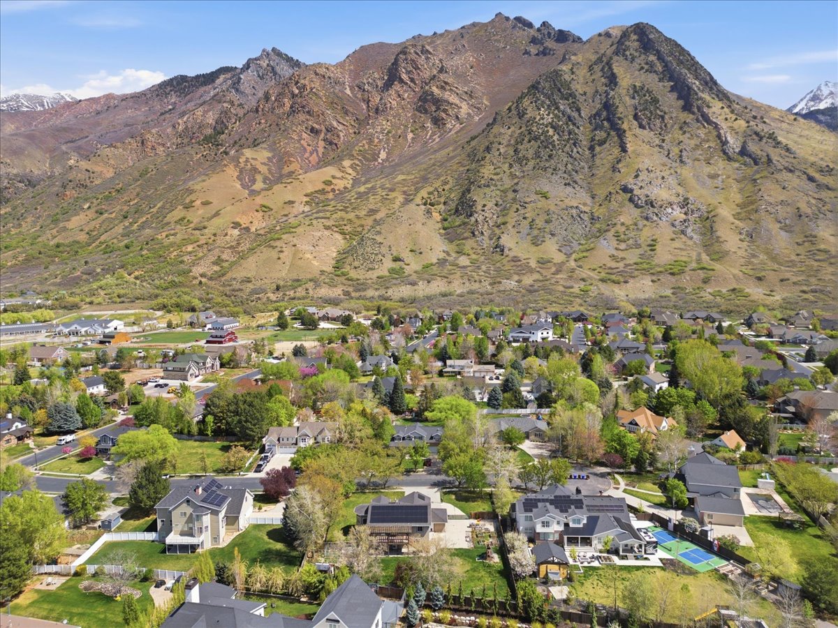 Aerial view of residential area with mountains