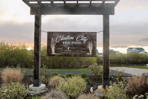 Clinton City Fish Pond nearby.