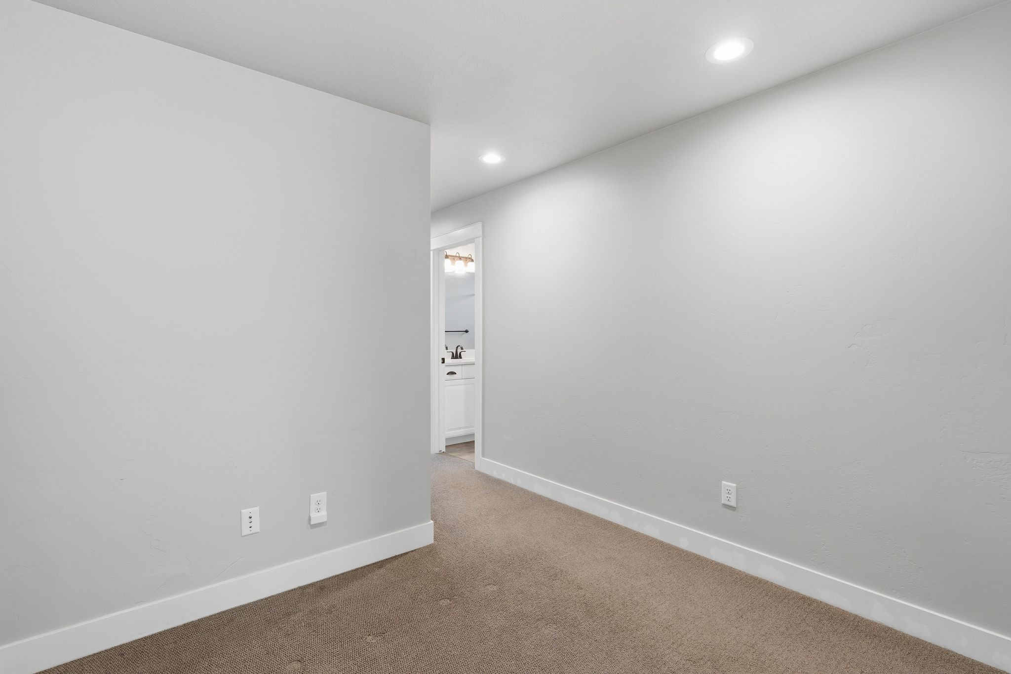 Upstairs open landing area