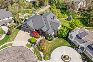 Aerial view of property and surrounding area