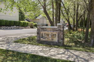 View of community sign River glen small HOA with private park