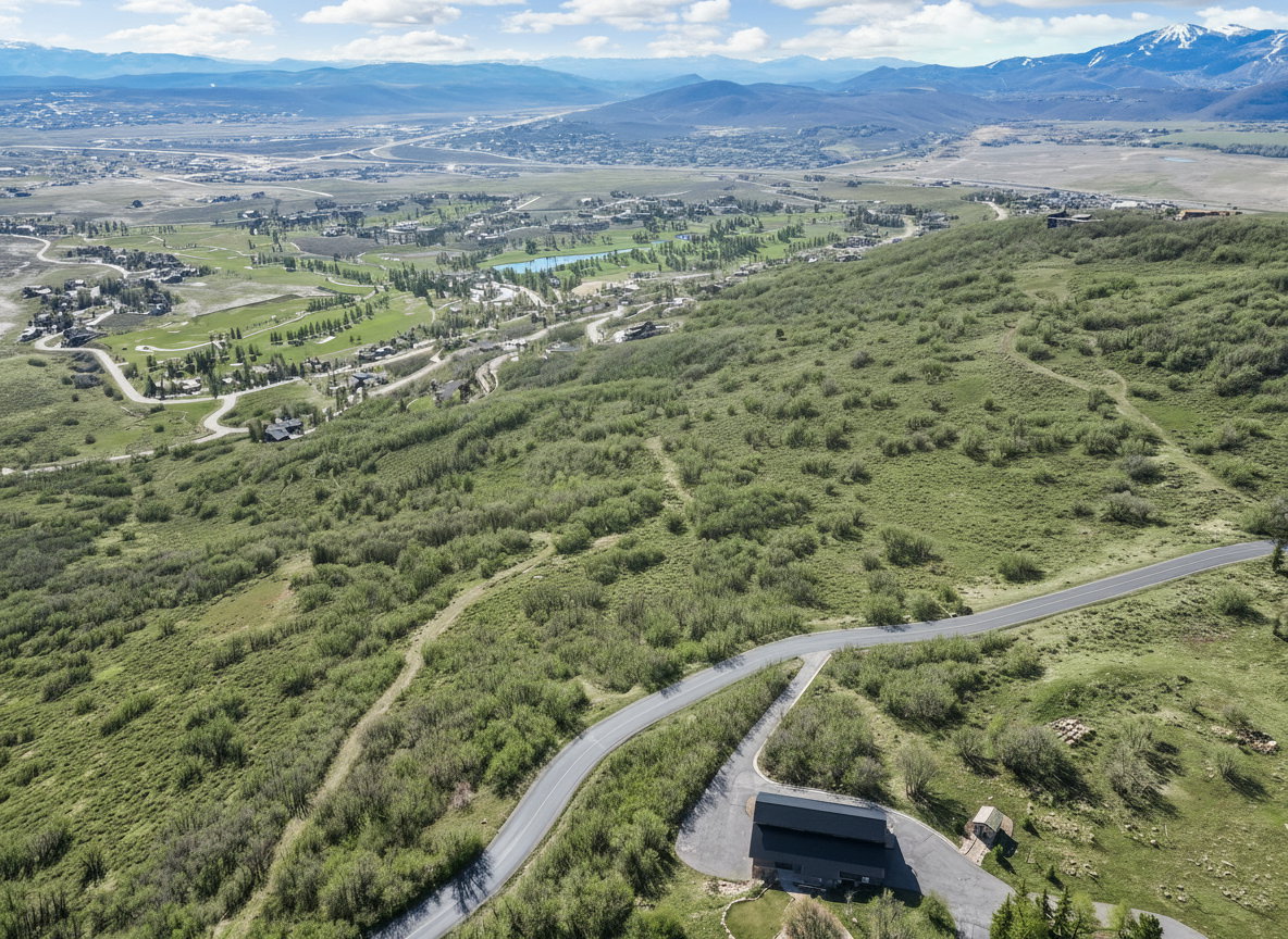 Bird's eye view of a water and mountain view