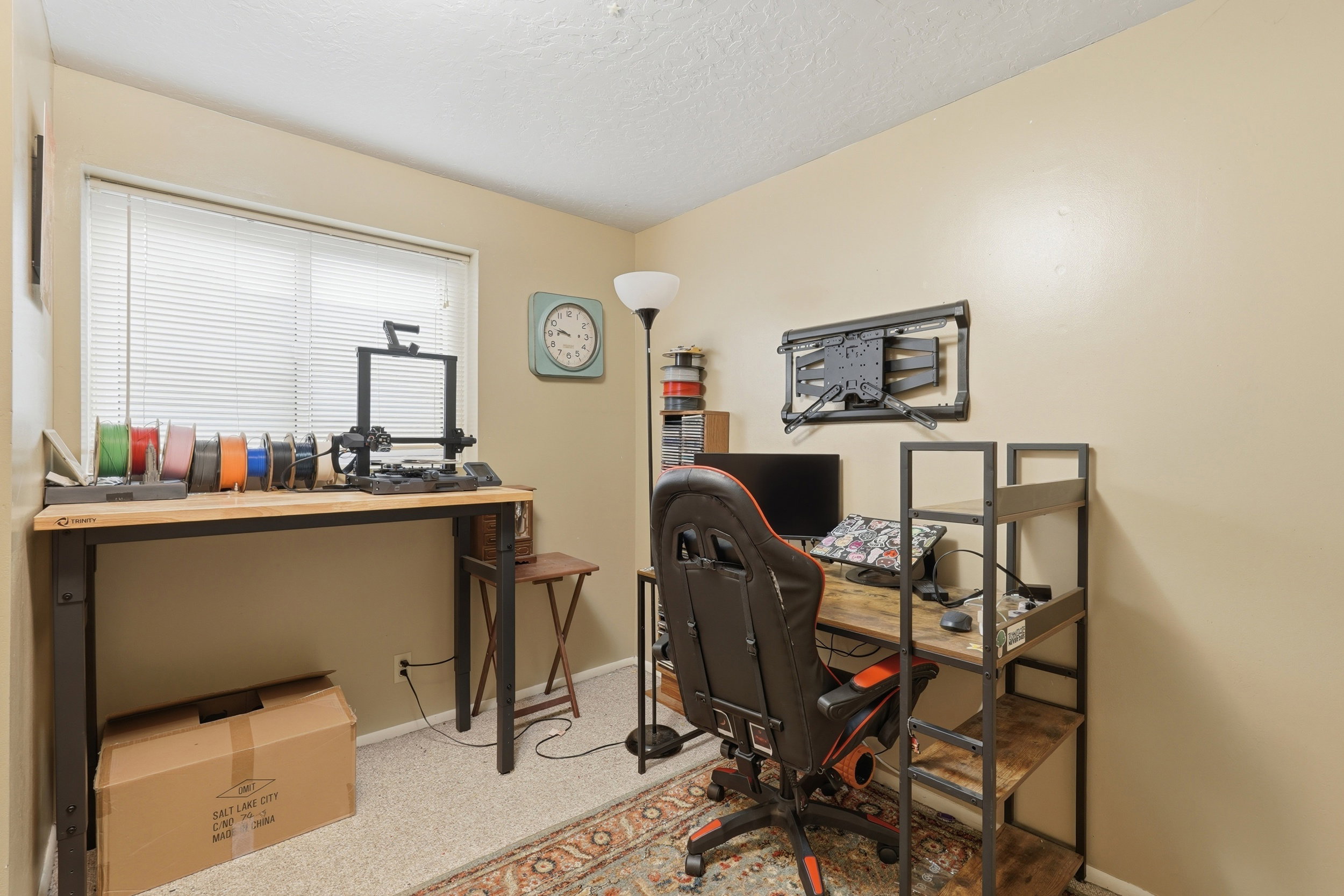 lower level bedroom used as a craftroom