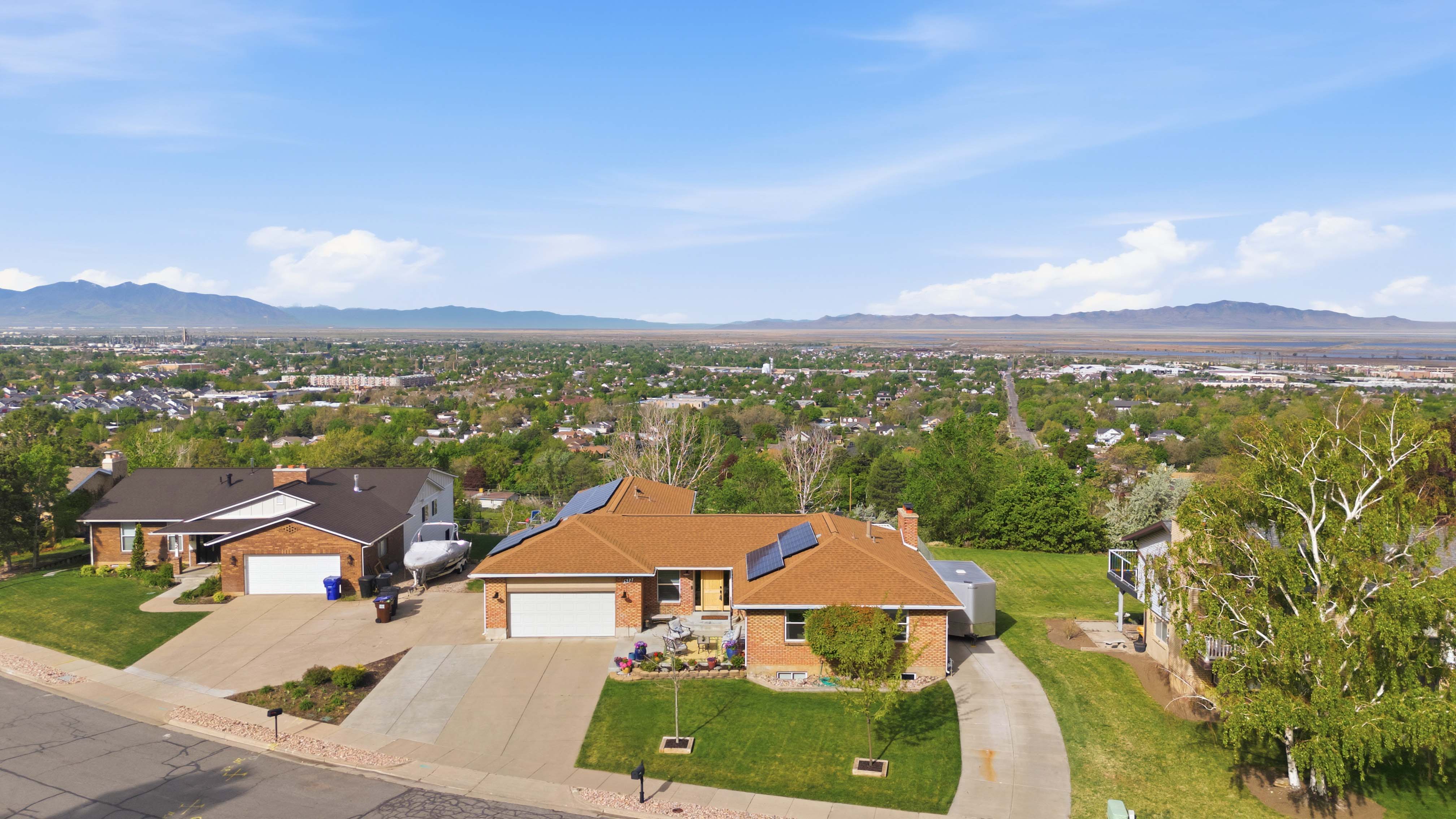 Aerial view West