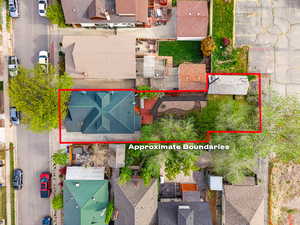 Birdseye view of property