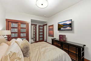 Bedroom with baseboards